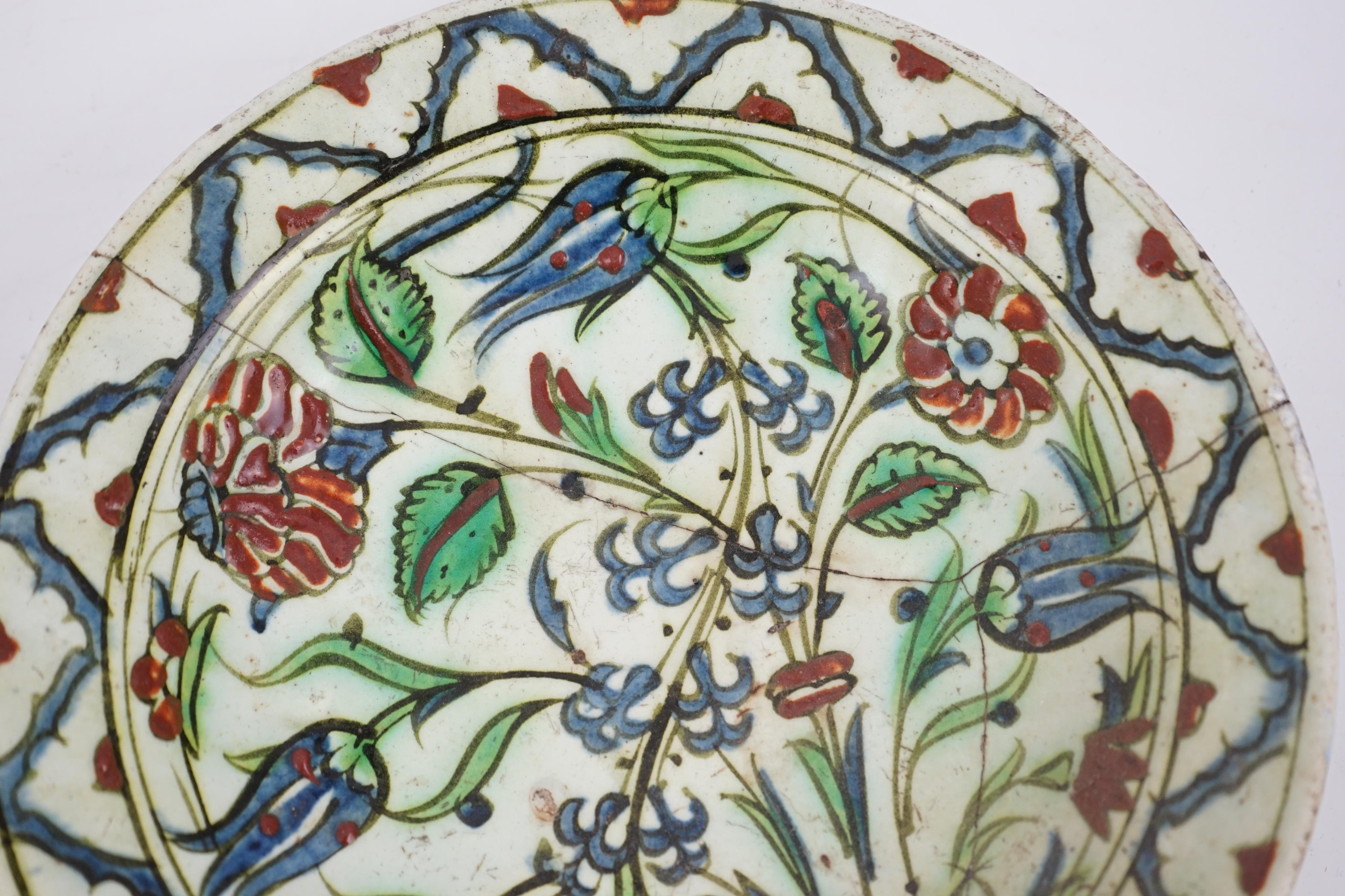 An Iznik pottery dish, Ottoman Turkey, 17th century